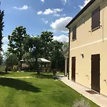 Il Lauro 3* San Costanzo