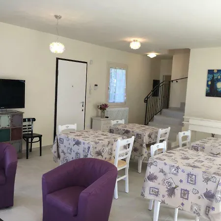 Il Lauro לינה וארוחת בוקר