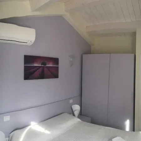 Il Lauro 3* San Costanzo